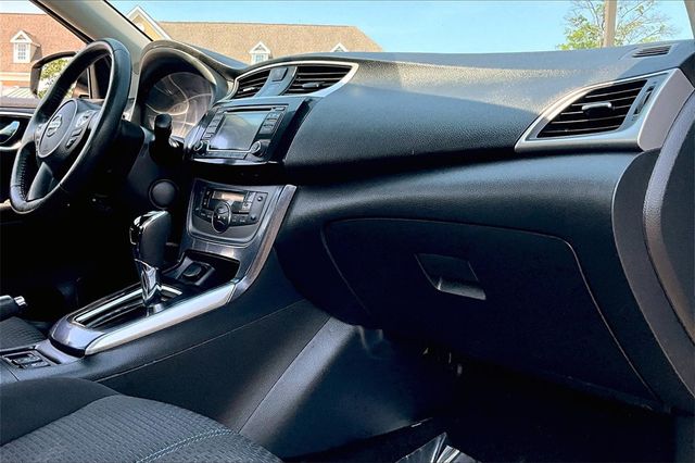 2018 Nissan Sentra SR CVT - 22938413 - 11