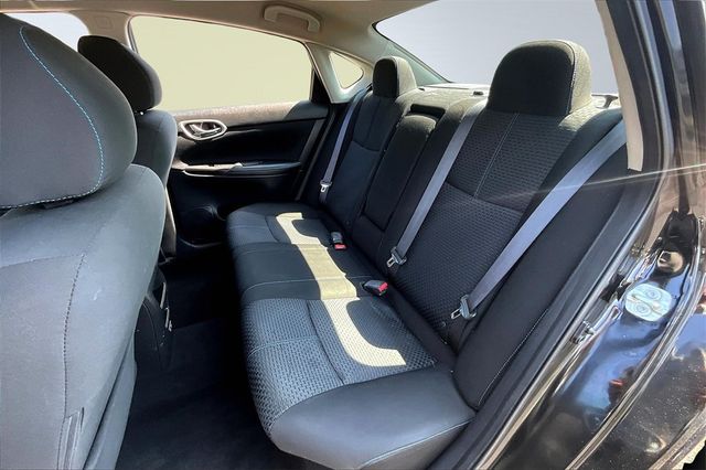 2018 Nissan Sentra SR CVT - 22938413 - 16