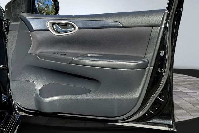 2018 Nissan Sentra SR CVT - 22934008 - 15