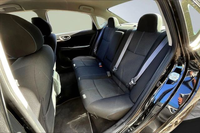 2018 Nissan Sentra SR CVT - 22934008 - 16