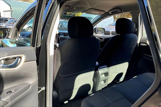 2018 Nissan Sentra SR CVT - 22934008 - 17