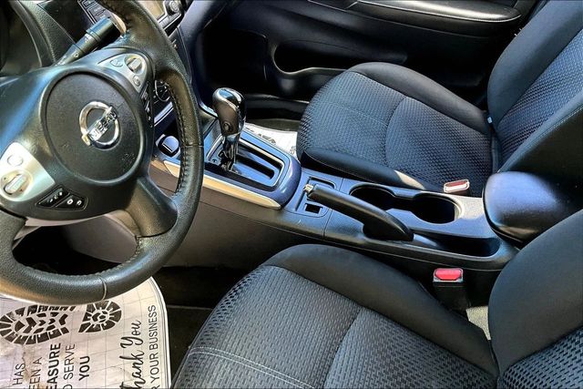 2018 Nissan Sentra SR CVT - 22934008 - 30