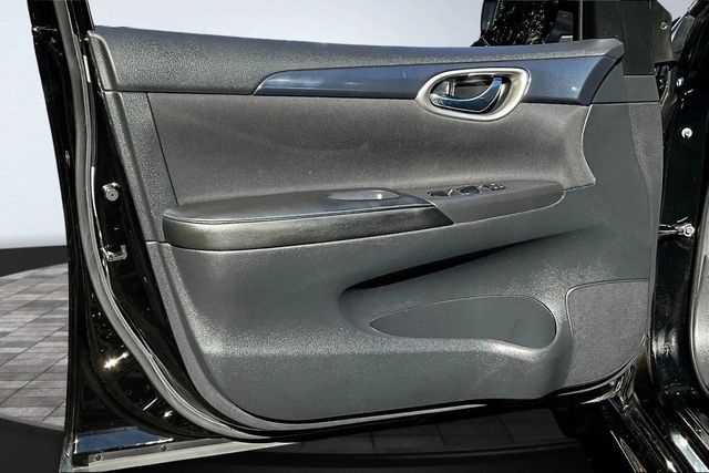 2018 Nissan Sentra SR CVT - 22934008 - 8