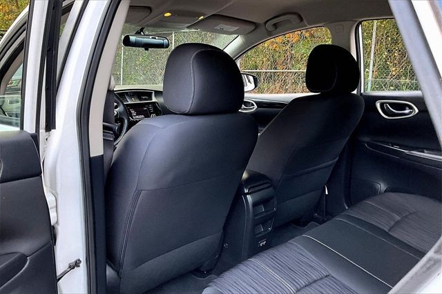 2018 Nissan Sentra SV CVT - 22938398 - 16