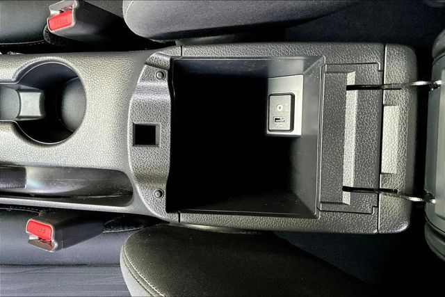 2018 Nissan Sentra SV CVT - 22934006 - 25