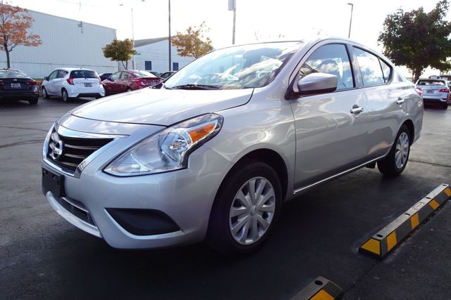 2018 Nissan Versa Sedan 2018.5 SV CVT - 22164610 - 3