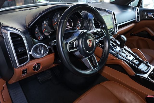 2018 PORSCHE CAYENNE Platinum Edition - 22935011 - 22