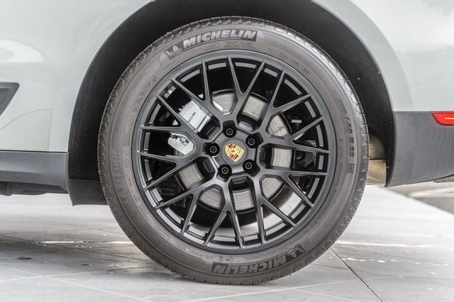 2018 Porsche Macan MACAN SPORT EDITION - NAV - PANO ROOF - BACKUP CAM - GORGEOUS - 22385167 - 13
