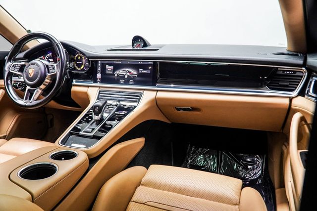 2018 Porsche Panamera   - 22915875 - 18