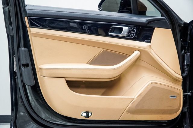 2018 Porsche Panamera   - 22915875 - 34