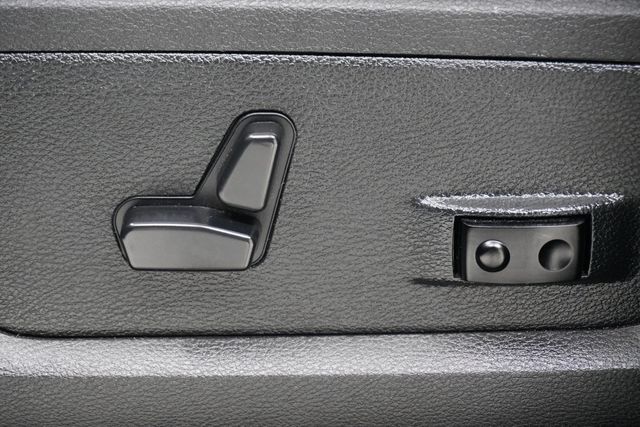 2018 Ram 1500 Lone Star Silver 4x2 Crew Cab 5'7" Box - 22917050 - 22