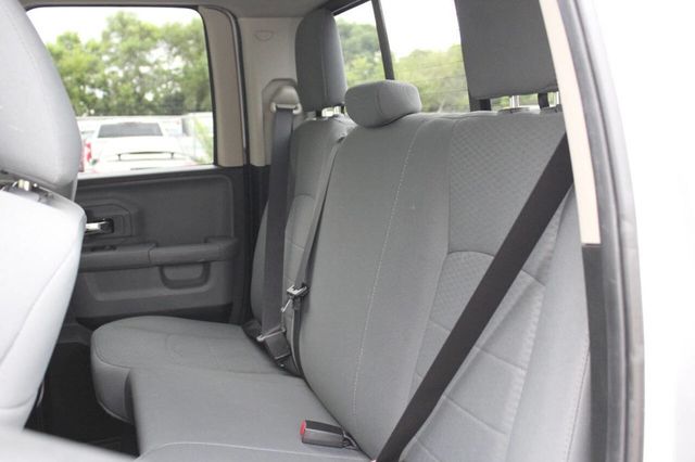 2018 Ram 1500 SLT 4x4 4dr Quad Cab 6.3 ft. SB Pickup - 22893438 - 10