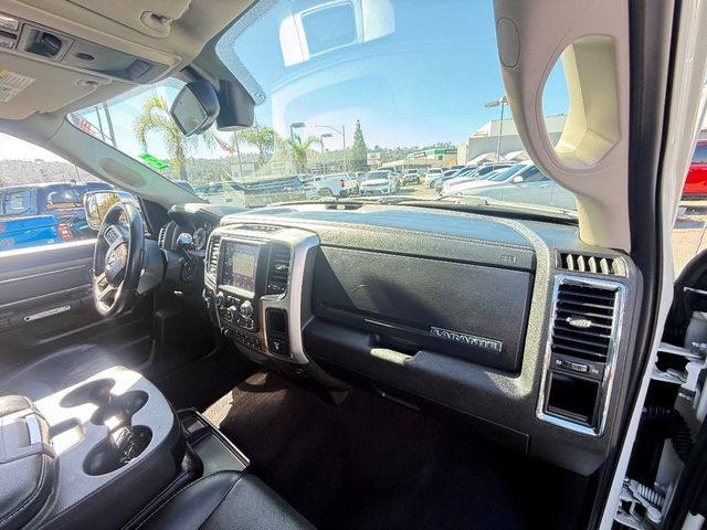 2018 Ram 2500 Laramie 4x4 Mega Cab 6'4" Box - 22937114 - 16