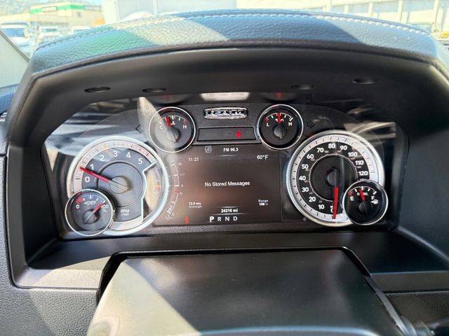 2018 Ram 2500 Laramie 4x4 Mega Cab 6'4" Box - 22937114 - 25
