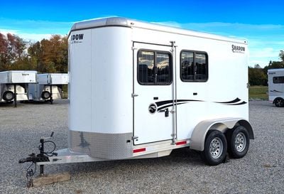 2018 Shadow 2 Horse Slant with Drop Feed Windows & Ramp - 873042U