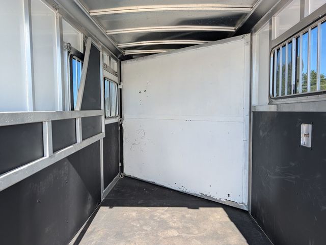 2018 Shadow 2 Horse Slant with Drop Feed Windows & Ramp  - 22936505 - 7