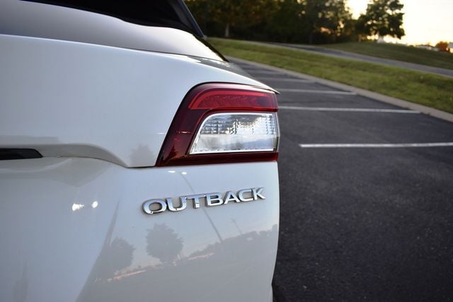 2018 Subaru Outback 2.5i Limited - 22934382 - 57