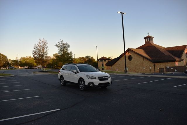 2018 Subaru Outback 2.5i Limited - 22934382 - 58