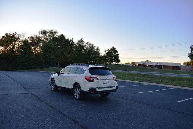 2018 Subaru Outback 2.5i Limited - 22934382 - 65