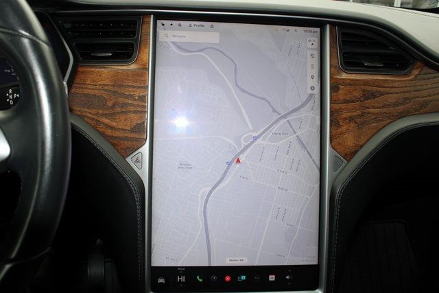 2018 Tesla Model X 75D AWD - 22934518 - 9
