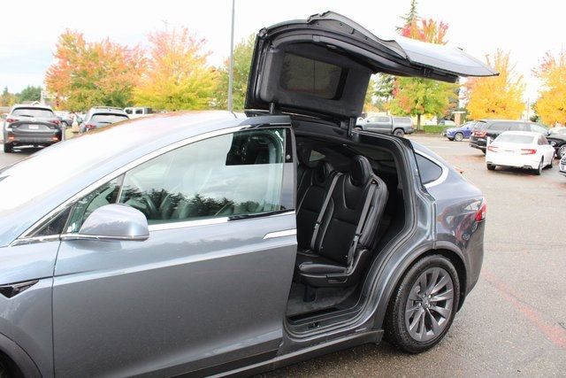 2018 Tesla Model X 75D AWD - 22934518 - 10
