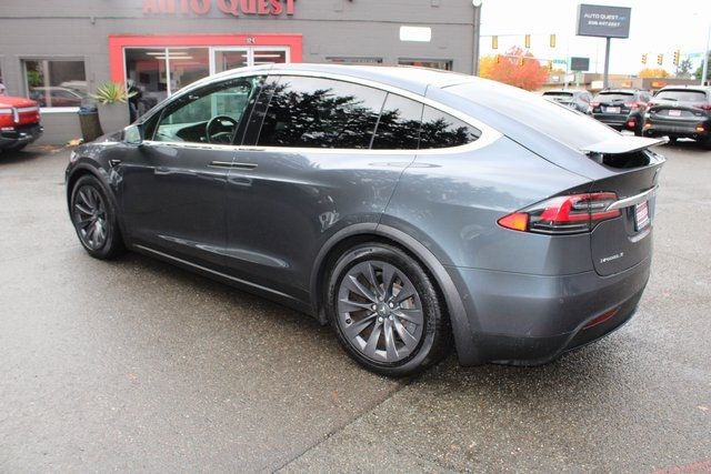 2018 Tesla Model X 75D AWD - 22934518 - 4