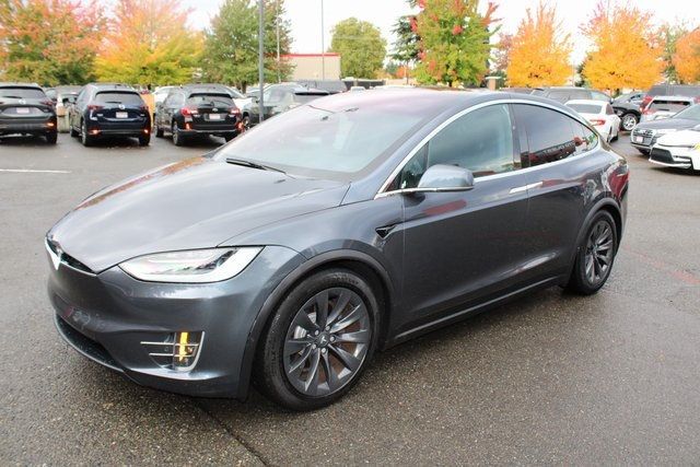 2018 Tesla Model X 75D AWD - 22934518 - 5