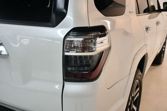2018 Toyota 4Runner Limited 4WD - 22888856 - 15