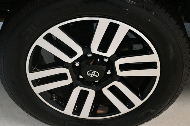 2018 Toyota 4Runner Limited 4WD - 22888856 - 21