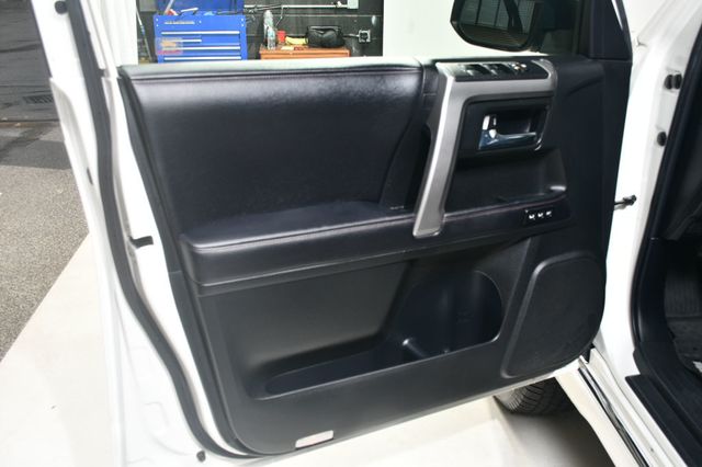 2018 Toyota 4Runner Limited 4WD - 22888856 - 23