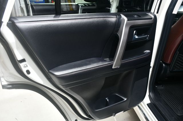 2018 Toyota 4Runner Limited 4WD - 22888856 - 25