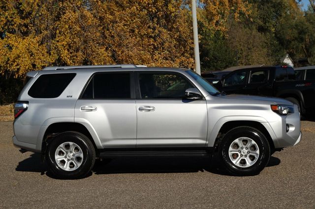 2018 Toyota 4Runner ONE OWNER SR5 PREMIUM W/ NAVIGATION, LEATHER, MOONROOF - 22924509 - 1
