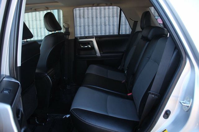 2018 Toyota 4Runner ONE OWNER SR5 PREMIUM W/ NAVIGATION, LEATHER, MOONROOF - 22924509 - 25