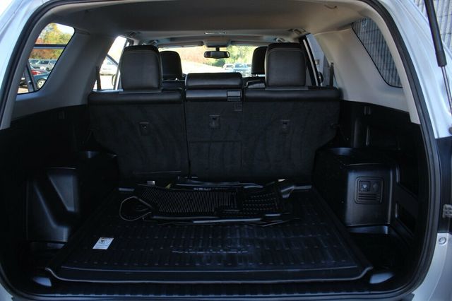 2018 Toyota 4Runner ONE OWNER SR5 PREMIUM W/ NAVIGATION, LEATHER, MOONROOF - 22924509 - 30