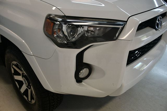 2018 Toyota 4Runner SR5 Premium 4WD - 22925183 - 9