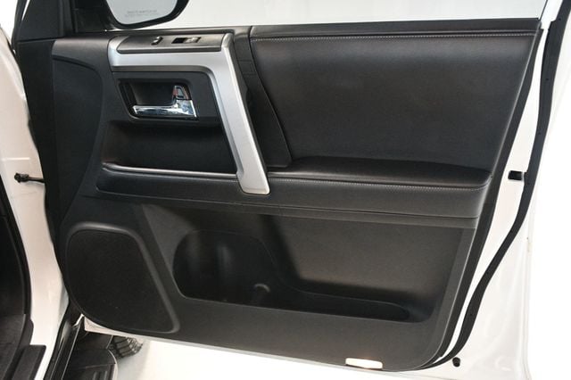 2018 Toyota 4Runner SR5 Premium 4WD - 22925183 - 22