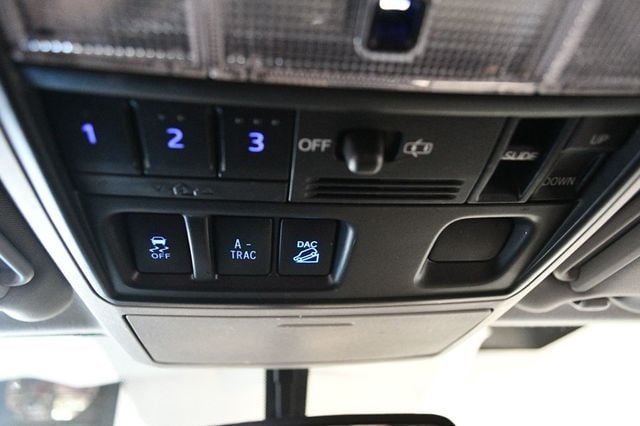 2018 Toyota 4Runner SR5 Premium 4WD - 22925183 - 61