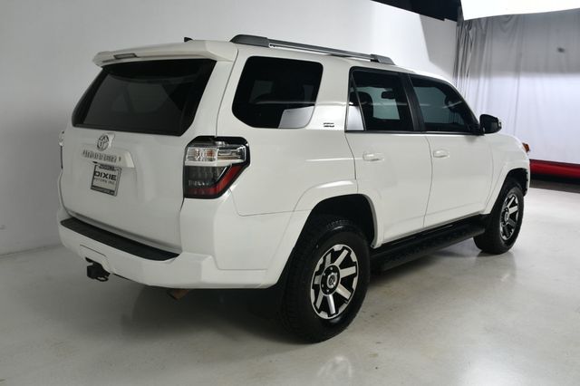 2018 Toyota 4Runner SR5 Premium 4WD - 22925183 - 8