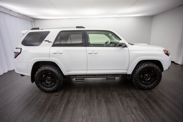 2018 Toyota 4Runner TRD Off Road Premium 4WD - 22899866 - 5