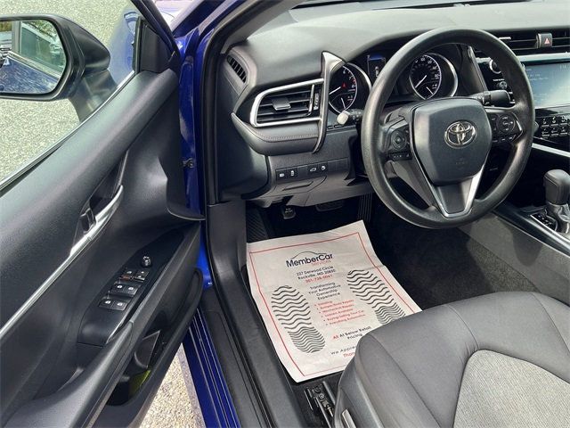 2018 Toyota Camry LE Automatic - 22937403 - 9