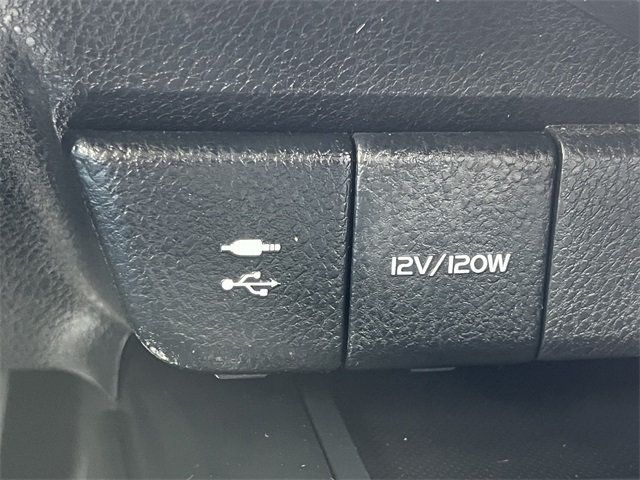 2018 Toyota Camry LE Automatic - 22937403 - 24