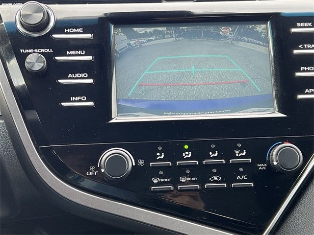 2018 Toyota Camry LE Automatic - 22937403 - 27