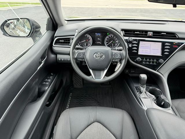 2018 Toyota Camry LE Automatic - 22907950 - 21