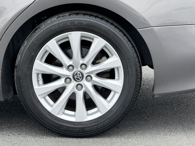 2018 Toyota Camry LE Automatic - 22907950 - 37