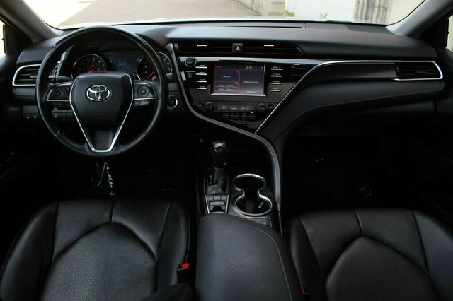 2018 Toyota Camry XSE  - 22909965 - 10