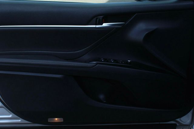2018 Toyota Camry XSE  - 22909965 - 17