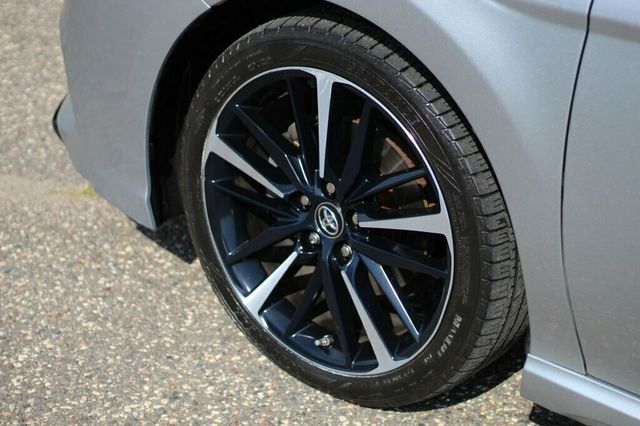 2018 Toyota Camry XSE  - 22909965 - 32