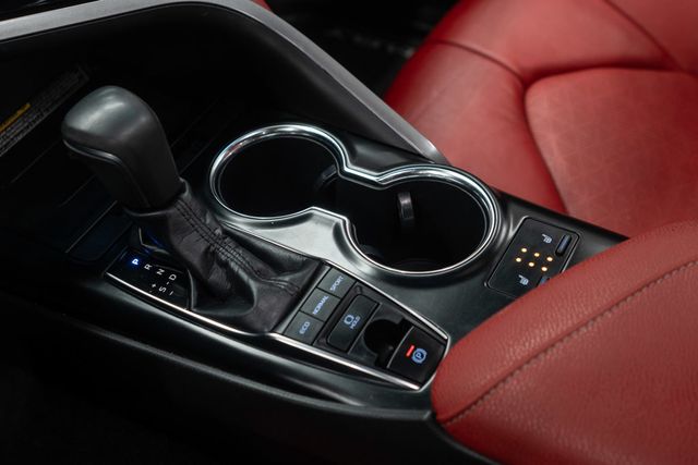 2018 Toyota Camry XSE Automatic - 22938602 - 14