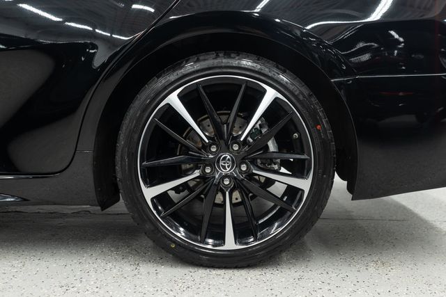 2018 Toyota Camry XSE Automatic - 22938602 - 28