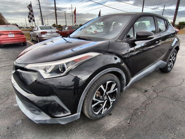 2018 Toyota C-HR XLE's photo